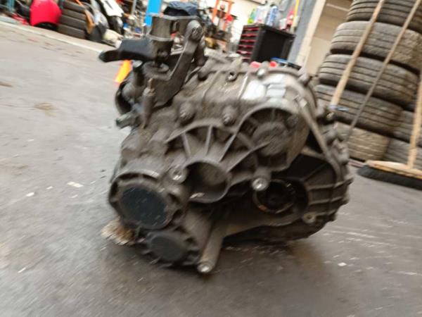 BOITE DE VITESSE VW TRANSPORTER T5 / MULTIVAN / CARAVELLE  2.5TDI CODE: KCQ - Vue 4